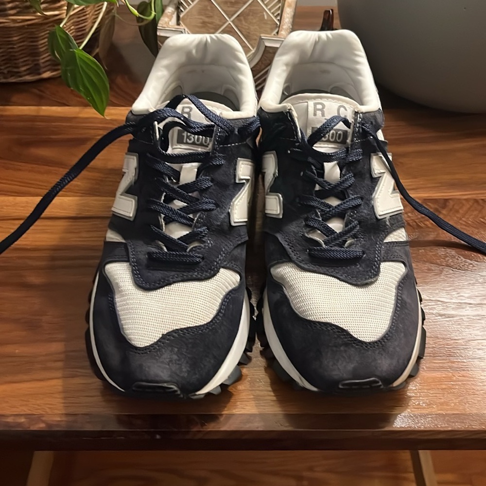 New Balance Rc 1300 mens 10.5 navy and gray